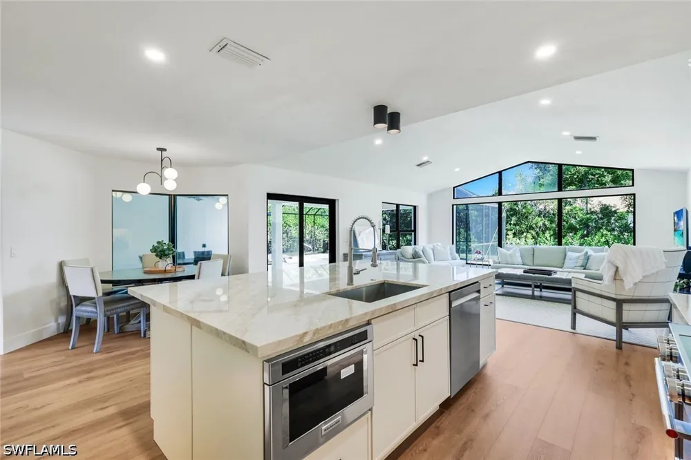 Boca Avenue Naples, FL 34109