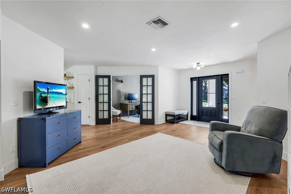 Boca Avenue Naples, FL 34109