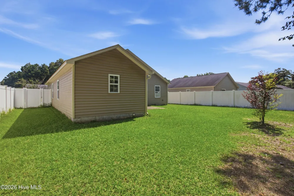 172 Oakley Drive New Bern, NC 28560