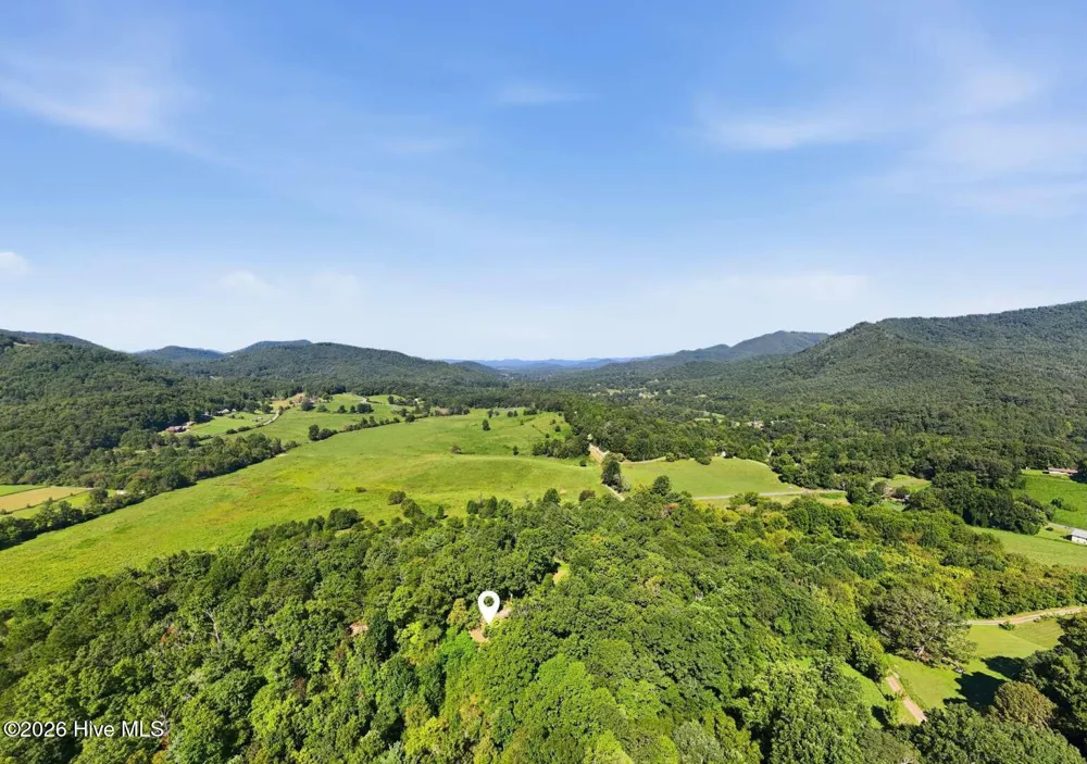 289 Bethabara Road Hayesville, NC 28904