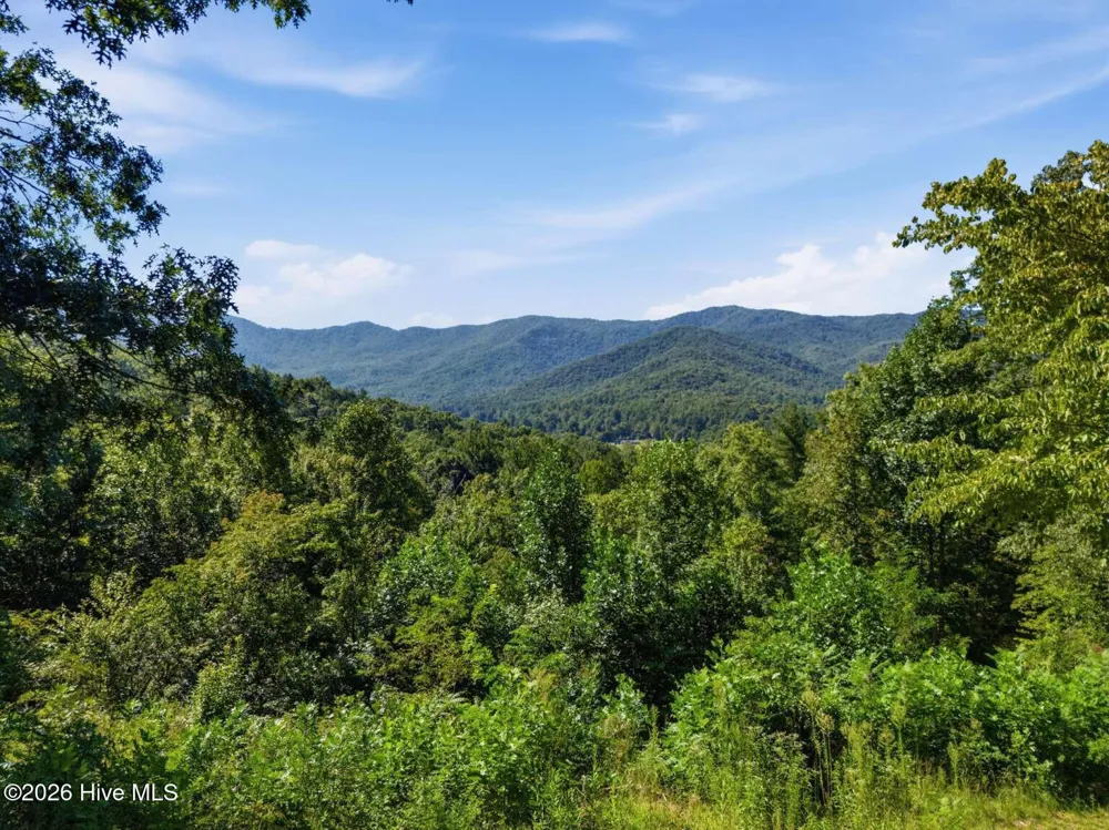 289 Bethabara Road Hayesville, NC 28904