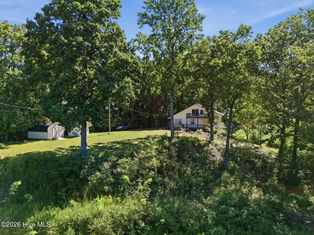 289 Bethabara Road Hayesville, NC 28904