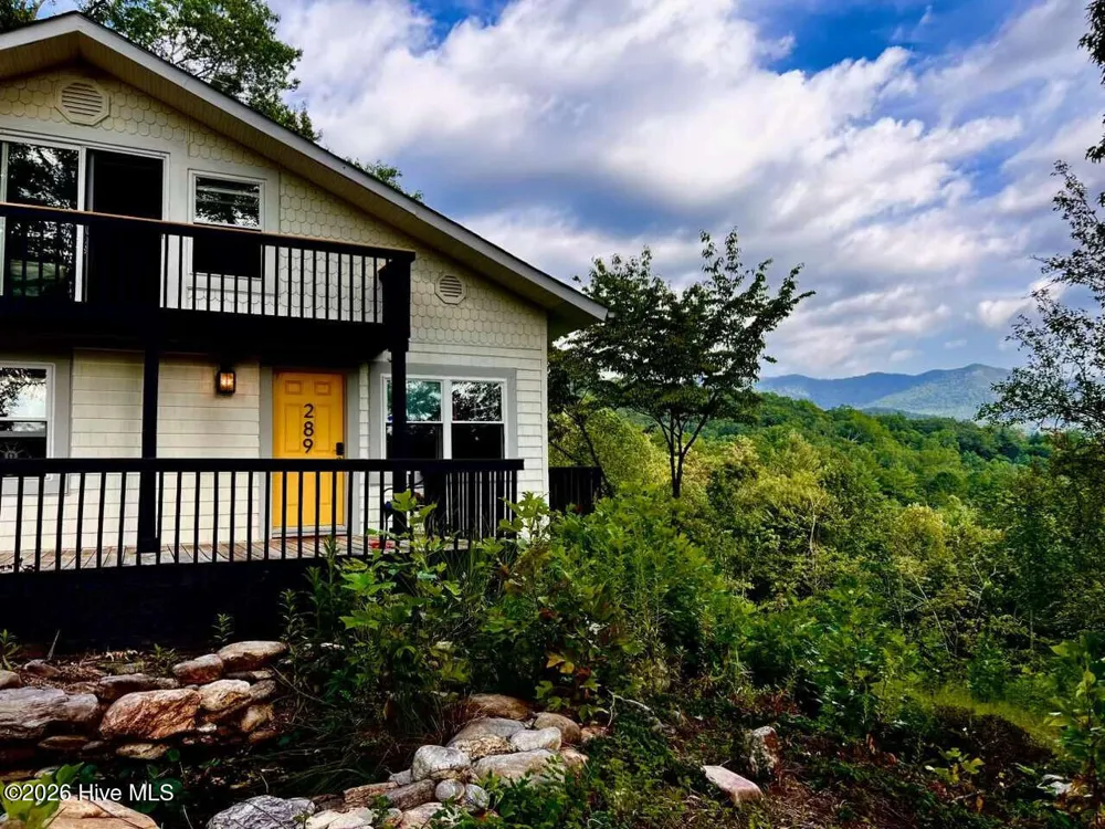 289 Bethabara Road Hayesville, NC 28904