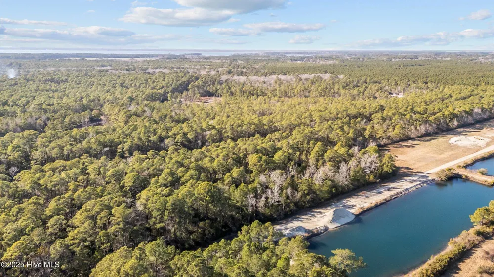220 Kings Way Gloucester, NC 28528