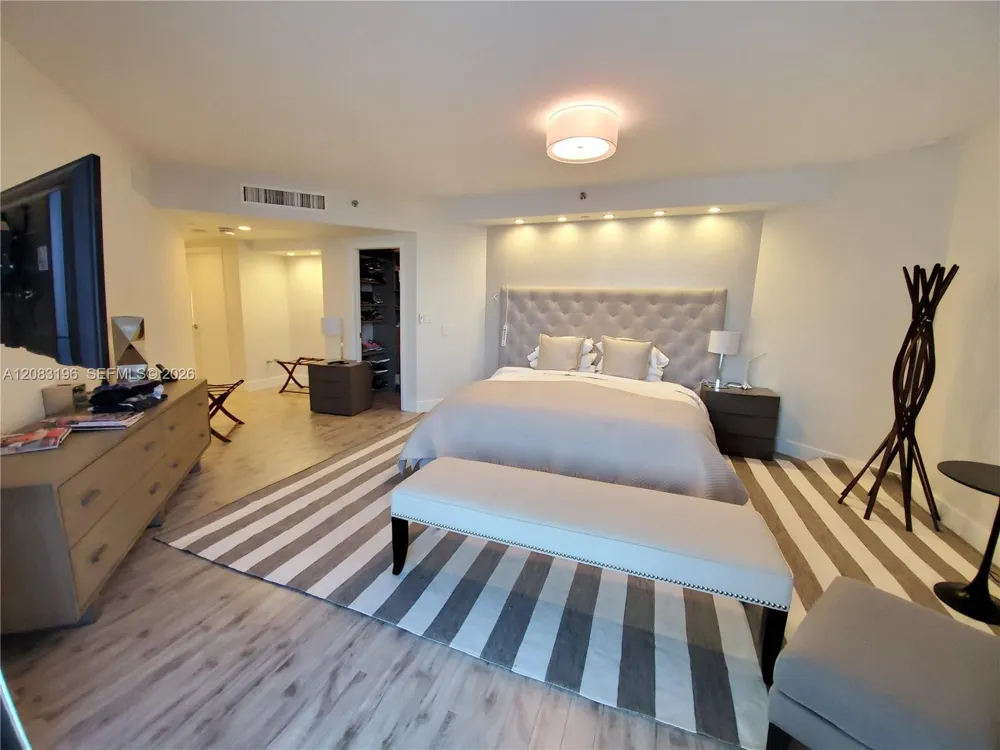 3000 Island Blvd #2603 Aventura, FL 33160