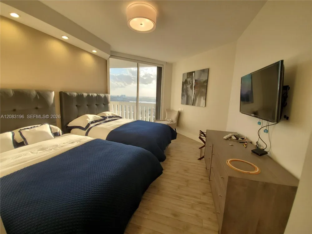 3000 Island Blvd #2603 Aventura, FL 33160