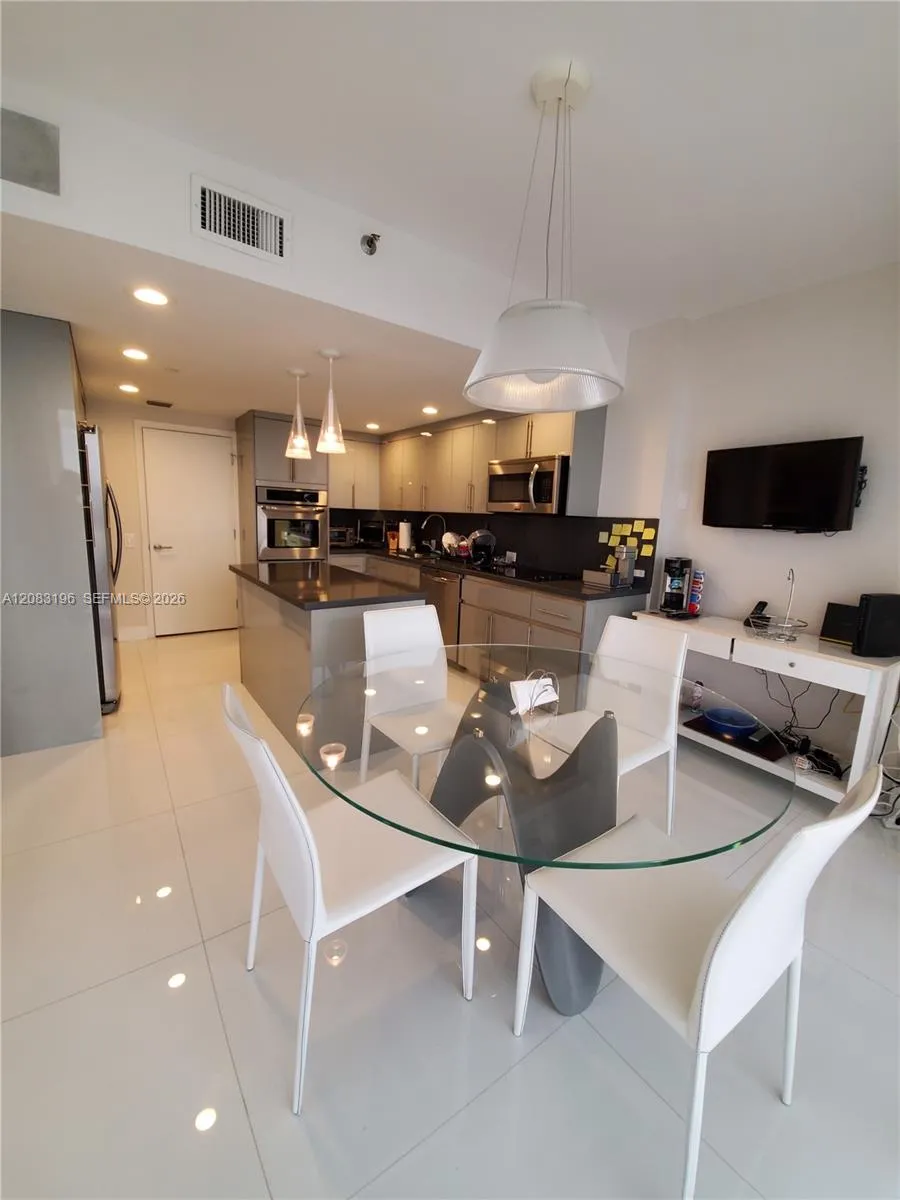 3000 Island Blvd #2603 Aventura, FL 33160
