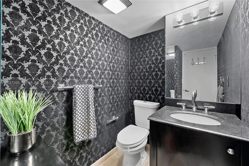 10275 Collins Ave #807 Bal Harbour, FL 33154