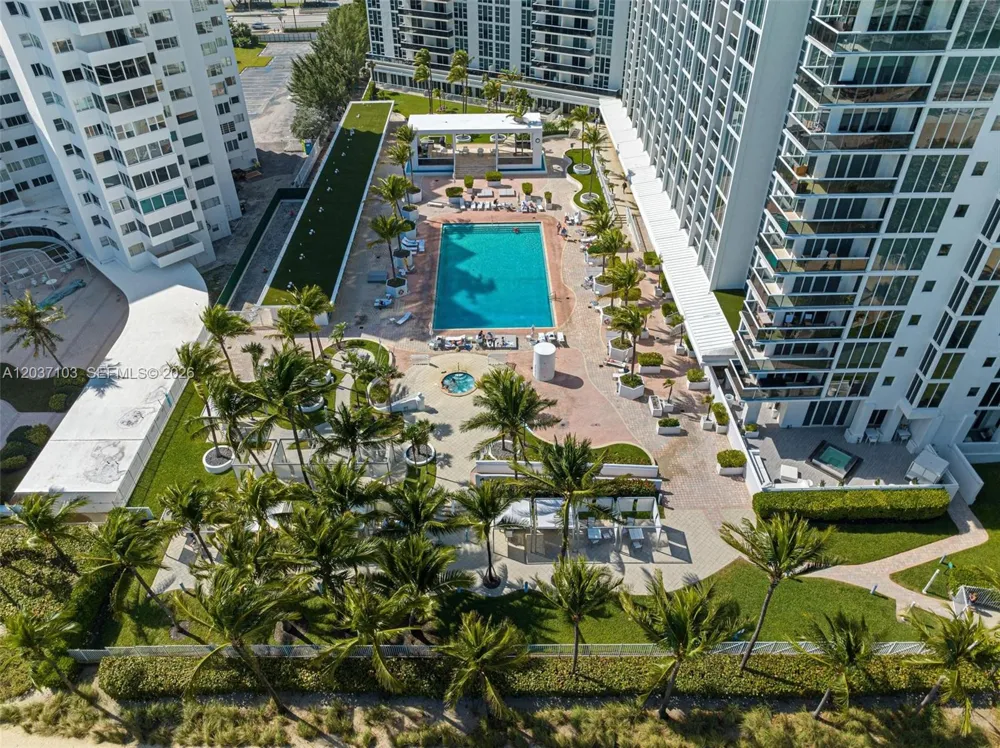 10275 Collins Ave #807 Bal Harbour, FL 33154