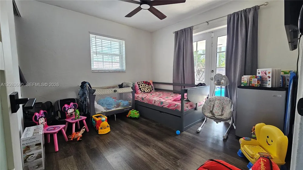 2917 NE 13th Ave Pompano Beach, FL 33064