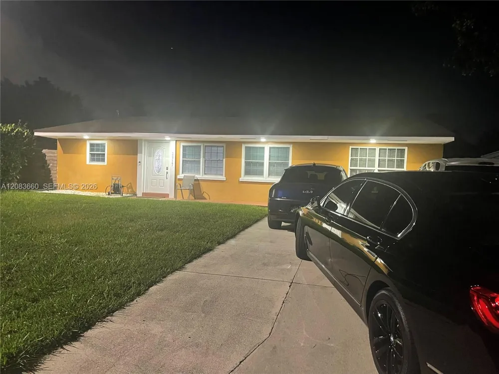 2917 NE 13th Ave Pompano Beach, FL 33064