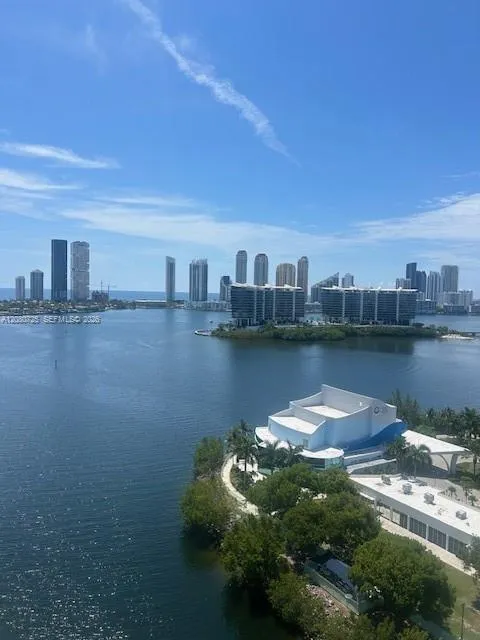 3330 NE 190th St #1719 Aventura, FL 33180