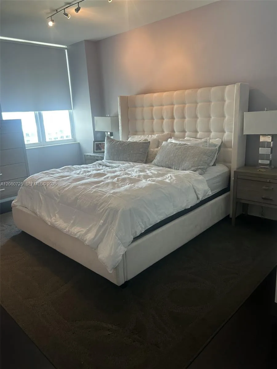 3330 NE 190th St #1719 Aventura, FL 33180