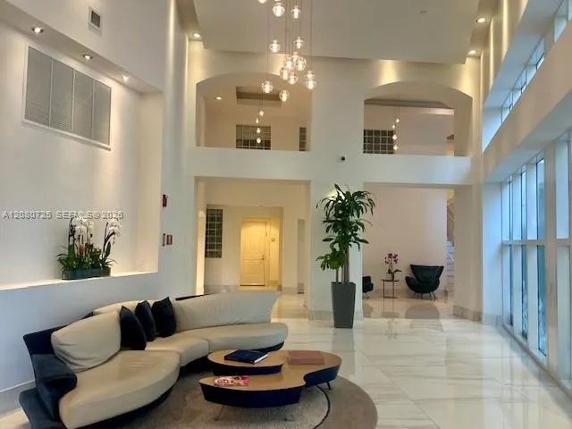 3330 NE 190th St #1719 Aventura, FL 33180