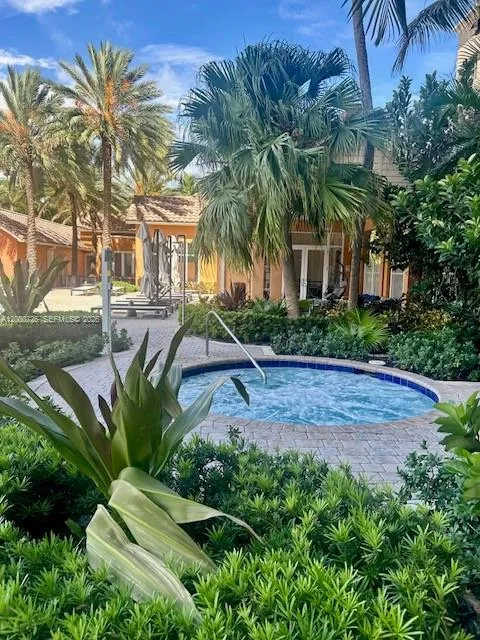 3330 NE 190th St #1719 Aventura, FL 33180