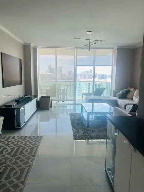 3330 NE 190th St #1719 Aventura, FL 33180