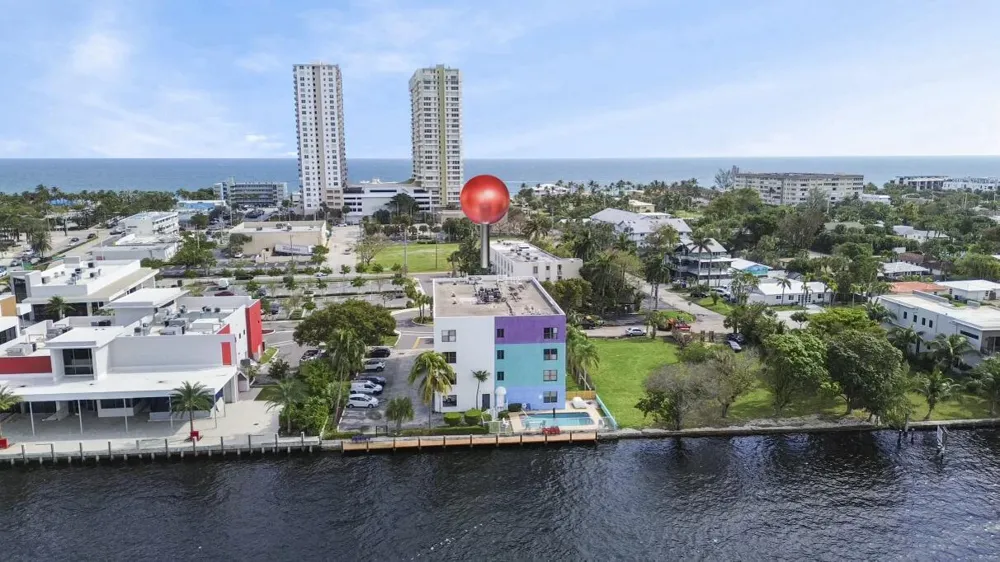 105 S RIVERSIDE DRIVE #102 Pompano Beach, FL 33062