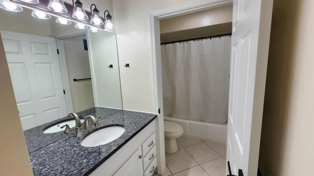 105 S RIVERSIDE DRIVE #102 Pompano Beach, FL 33062