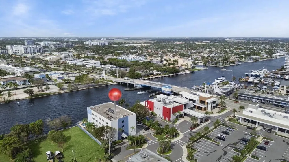 105 S RIVERSIDE DRIVE #102 Pompano Beach, FL 33062