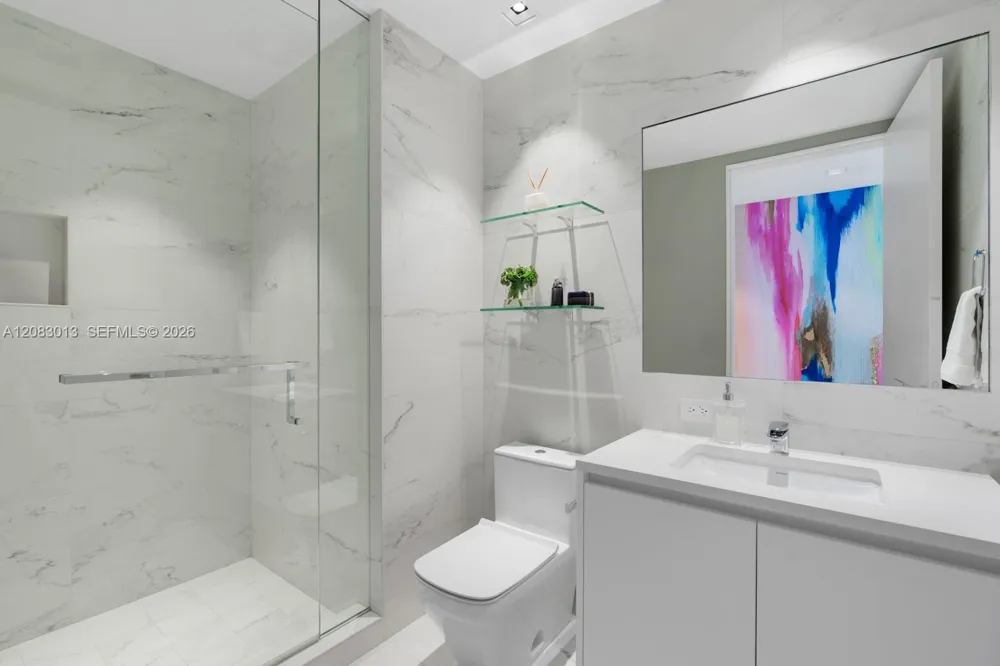 1000 Biscayne Blvd #3402 Miami, FL 33132