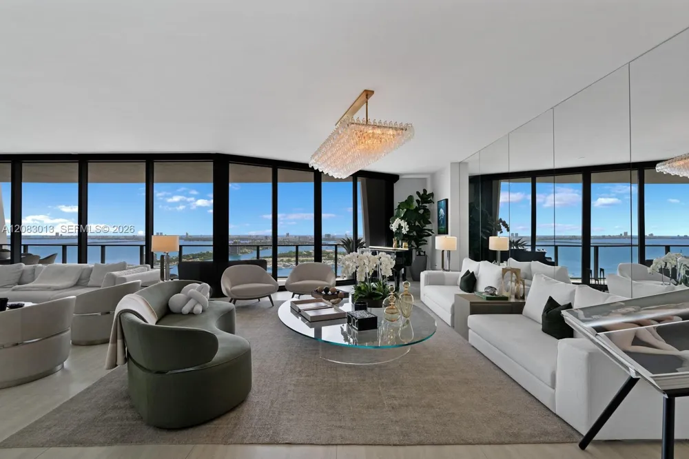 1000 Biscayne Blvd #3402 Miami, FL 33132