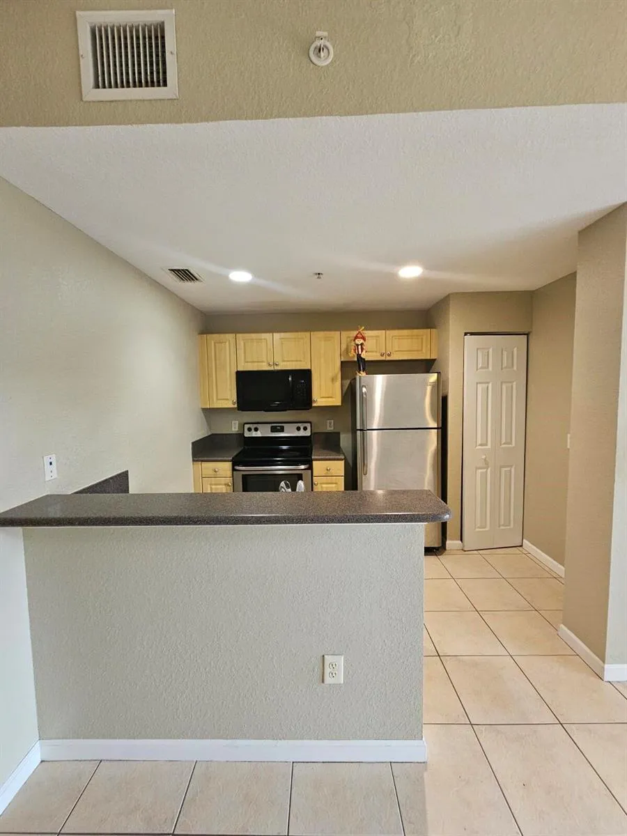 1927 MARSH HARBOR DRIVE Riviera Beach, FL 33404