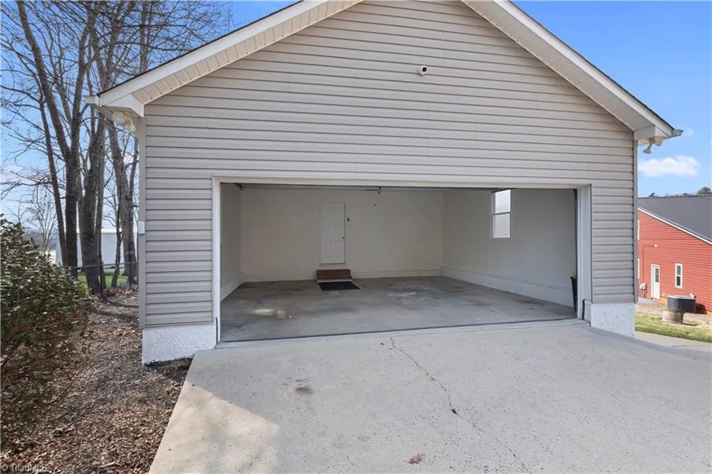 1016 Ervin Drive Lexington, NC 27292