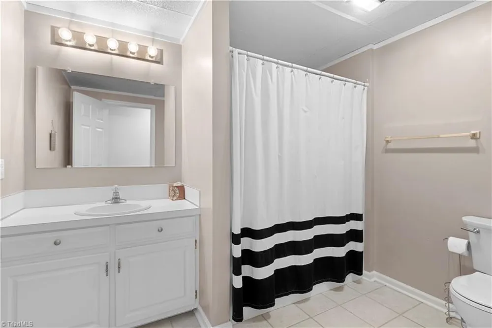 1016 Ervin Drive Lexington, NC 27292
