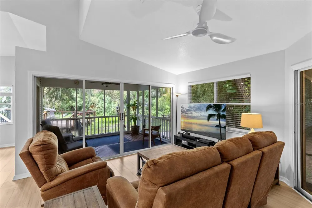 2982 KNOWLES BOULEVARD Kissimmee, FL 34741