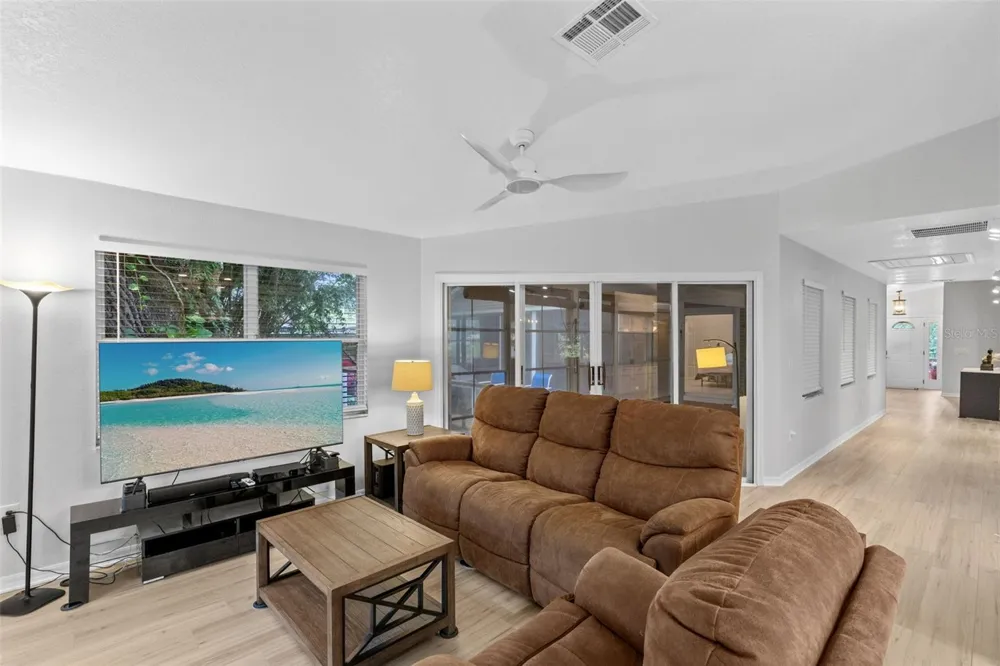 2982 KNOWLES BOULEVARD Kissimmee, FL 34741