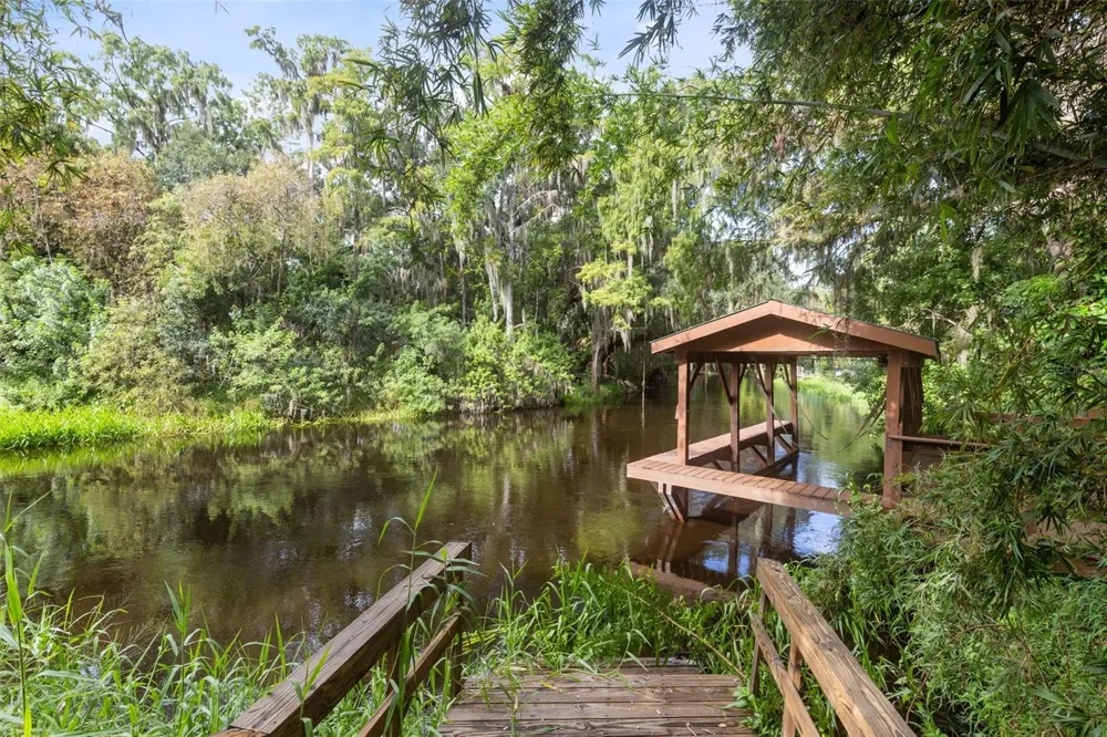 2982 KNOWLES BOULEVARD Kissimmee, FL 34741