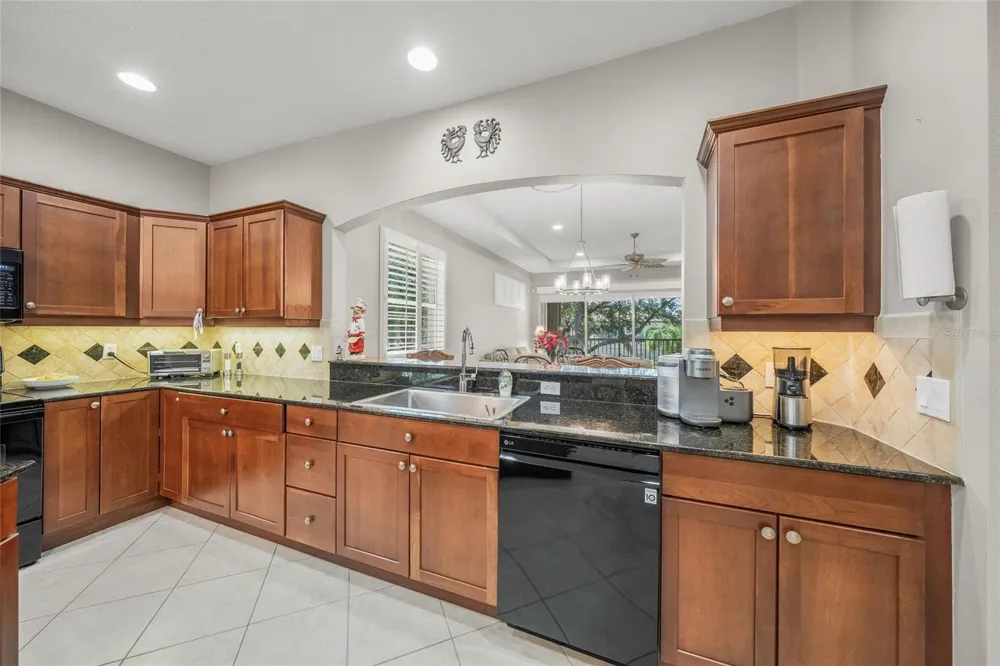 6430 MOORINGS POINT CIRCLE #201 Bradenton, FL 34202