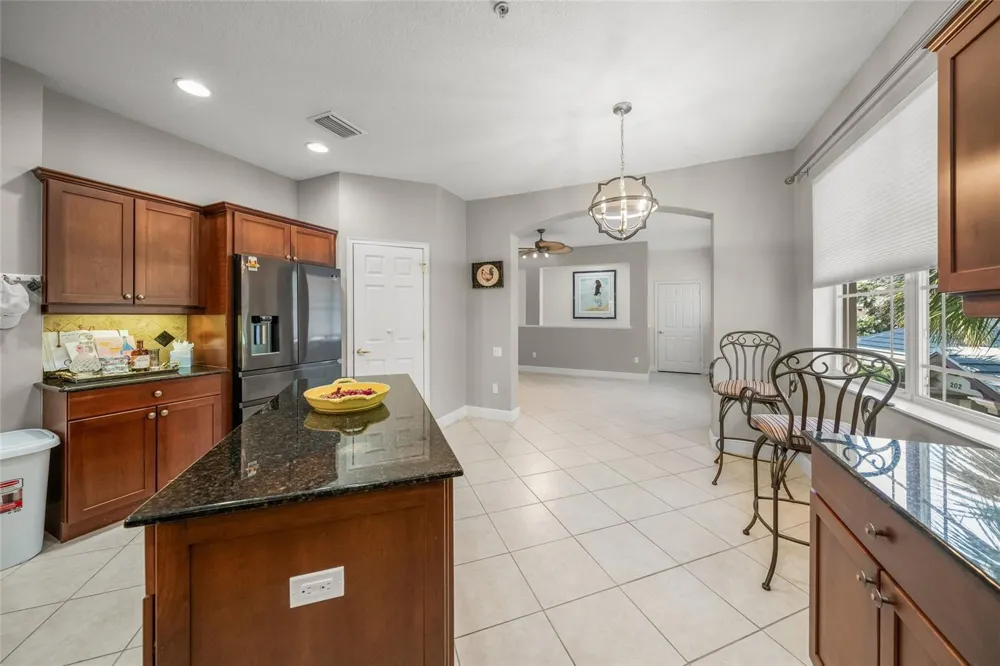 6430 MOORINGS POINT CIRCLE #201 Bradenton, FL 34202