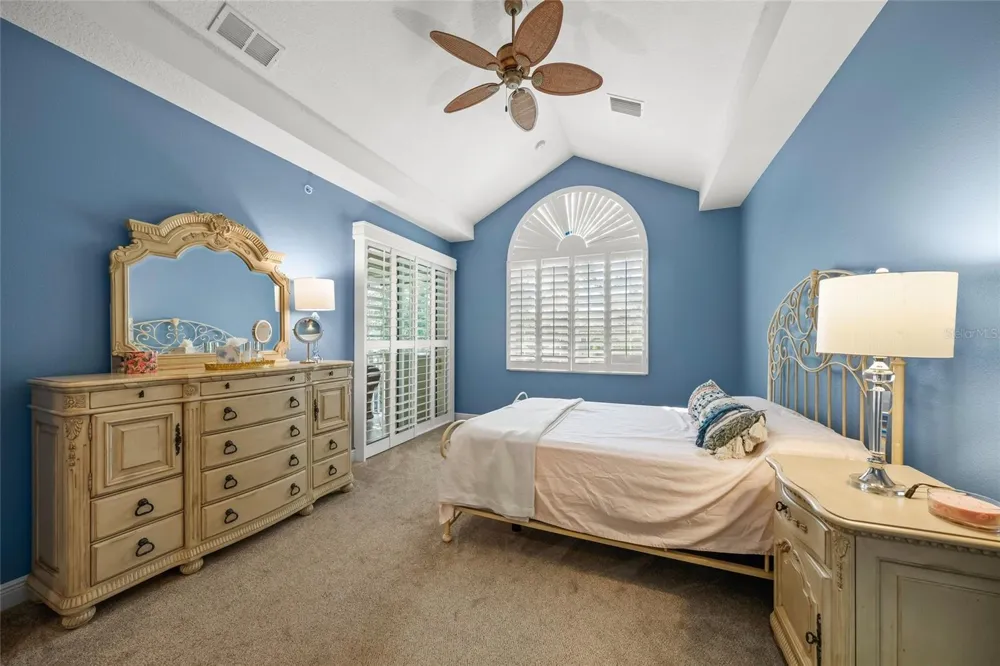 6430 MOORINGS POINT CIRCLE #201 Bradenton, FL 34202