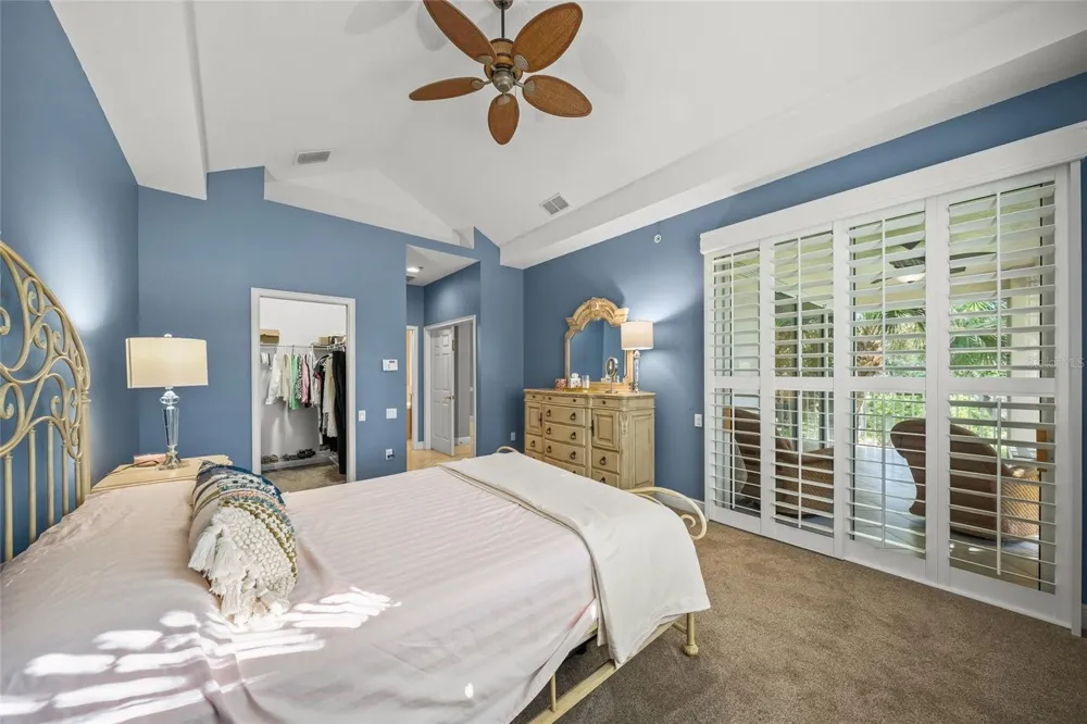 6430 MOORINGS POINT CIRCLE #201 Bradenton, FL 34202