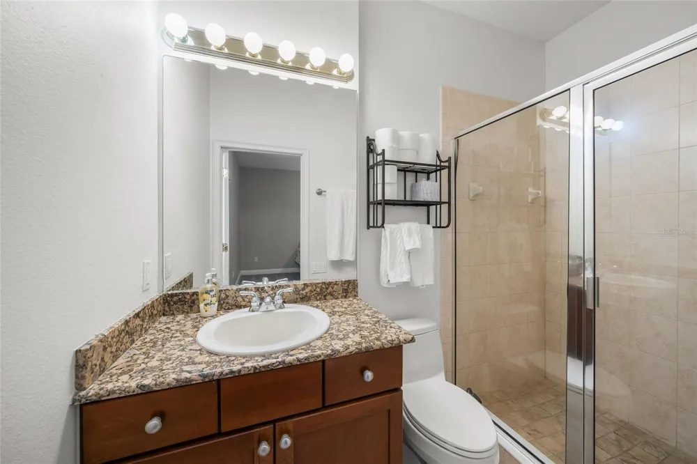 6430 MOORINGS POINT CIRCLE #201 Bradenton, FL 34202