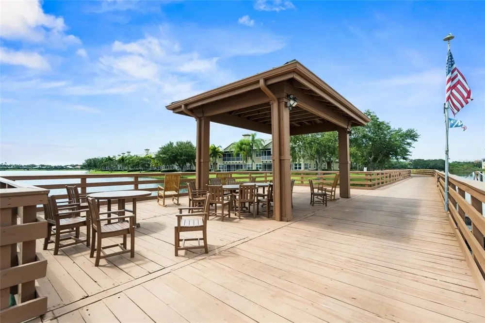 6430 MOORINGS POINT CIRCLE #201 Bradenton, FL 34202