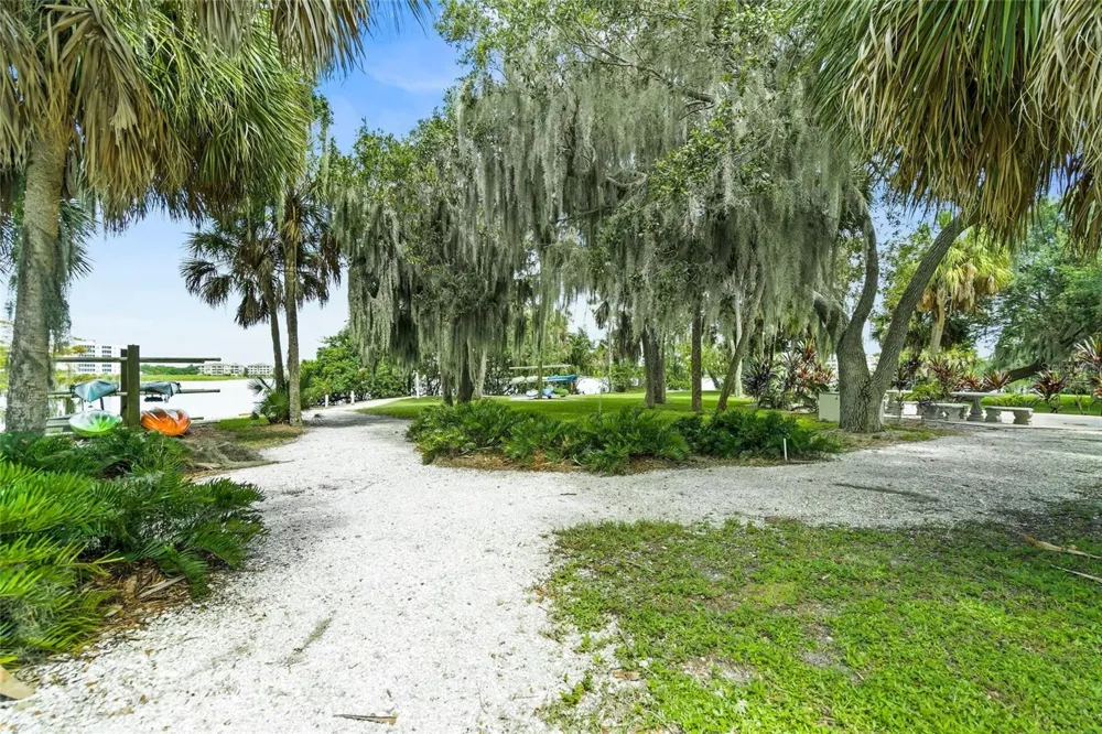 6430 MOORINGS POINT CIRCLE #201 Bradenton, FL 34202