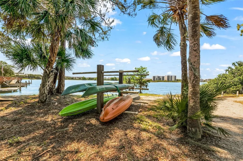 6430 MOORINGS POINT CIRCLE #201 Bradenton, FL 34202