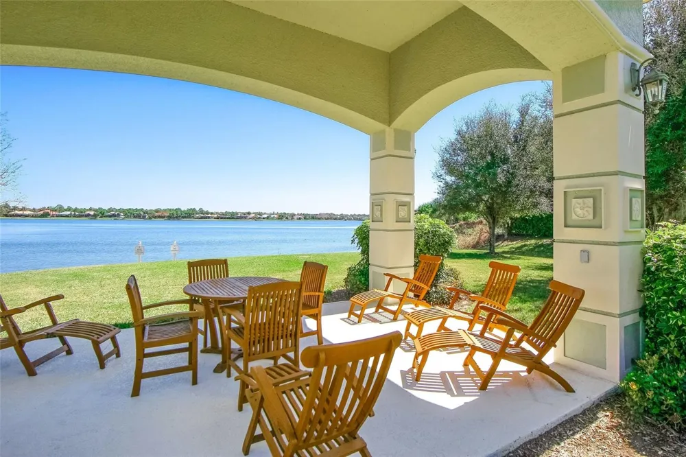6430 MOORINGS POINT CIRCLE #201 Bradenton, FL 34202