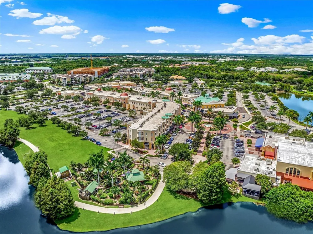 6430 MOORINGS POINT CIRCLE #201 Bradenton, FL 34202