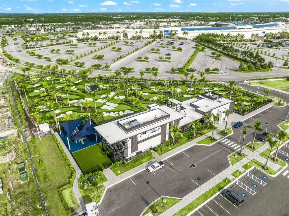 6430 MOORINGS POINT CIRCLE #201 Bradenton, FL 34202
