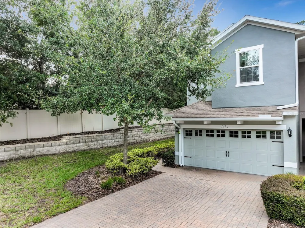1196 E 10TH STREET Apopka, FL 32703