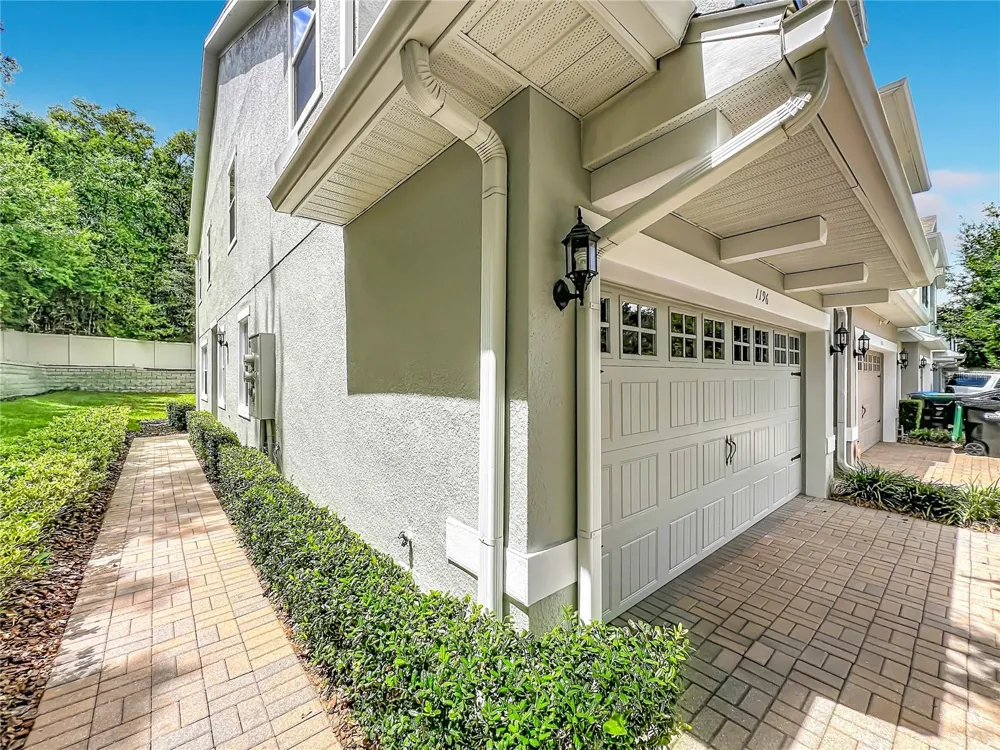 1196 E 10TH STREET Apopka, FL 32703