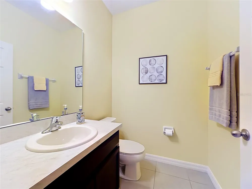 1196 E 10TH STREET Apopka, FL 32703