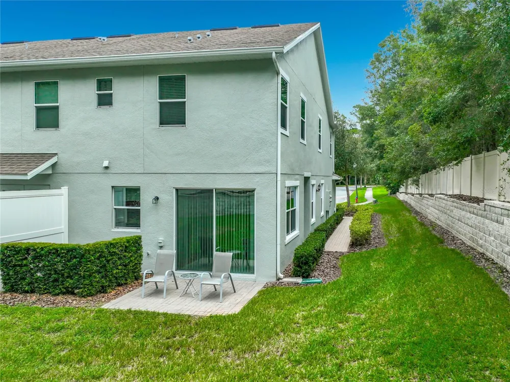 1196 E 10TH STREET Apopka, FL 32703