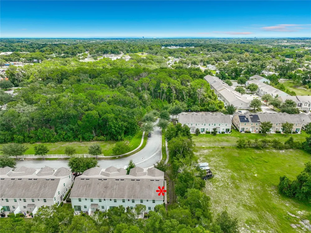 1196 E 10TH STREET Apopka, FL 32703