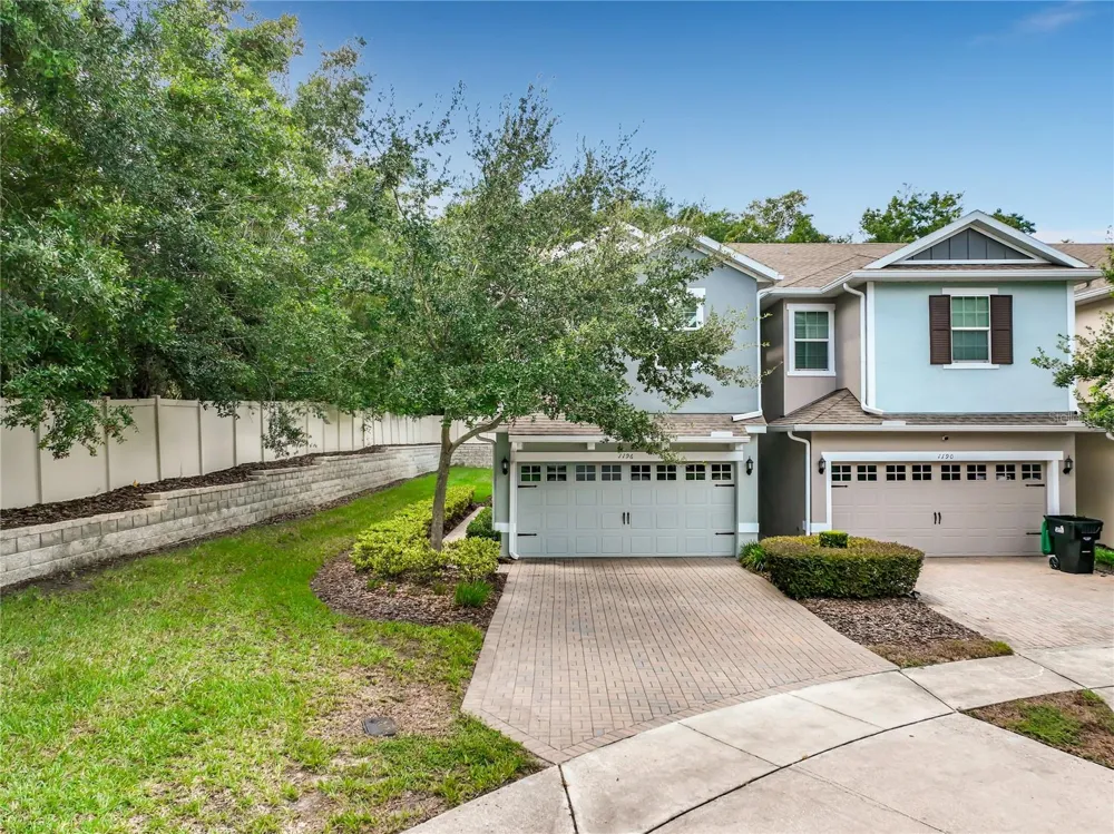 1196 E 10TH STREET Apopka, FL 32703