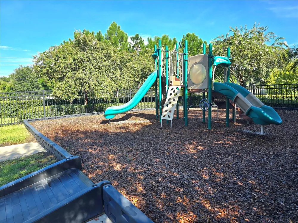 1196 E 10TH STREET Apopka, FL 32703