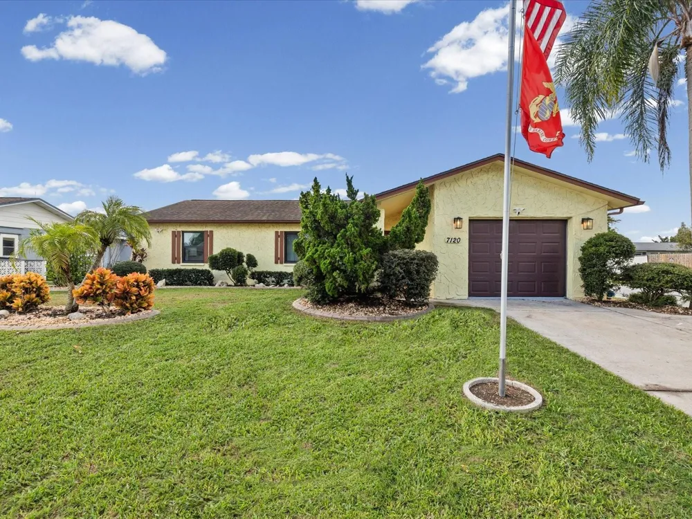 7120 CORAL REEF DRIVE Port Richey, FL 34668